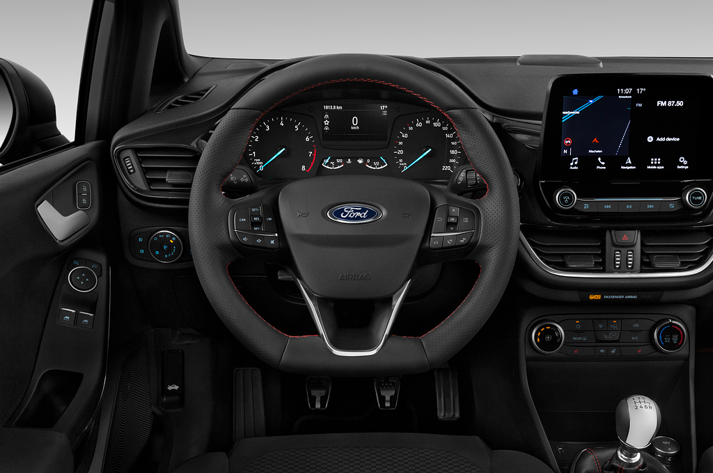 Ford Fiesta (Baujahr 2022) ST-Line 5 Türen Lenkrad