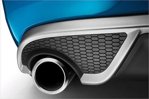 Zwei Endrohre und ein Diffusor sind im R-Design-Paket enthalten