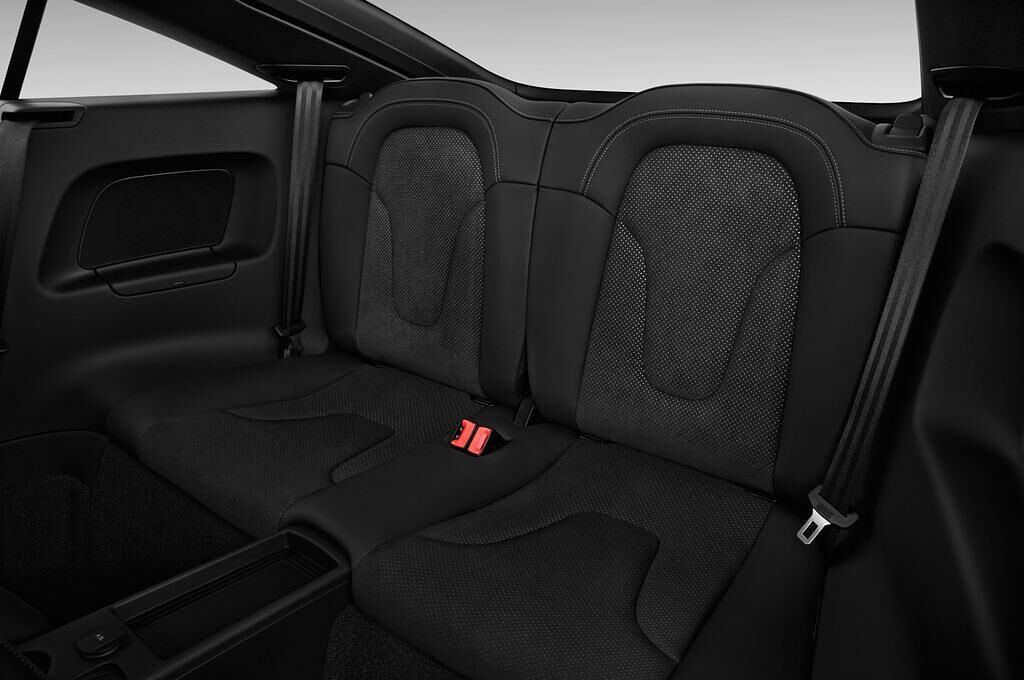 Audi TT (Baujahr 2012) - 3 Türen Rücksitze