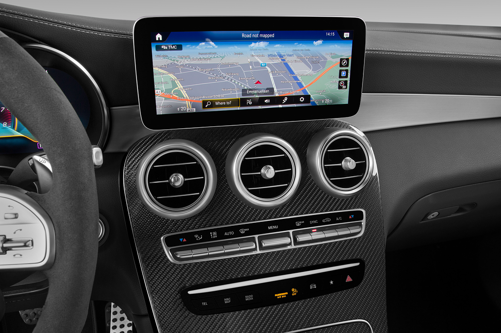 Mercedes GLC Coupe (Baujahr 2021) AMG GLC 63 S 5 Türen Mittelkonsole