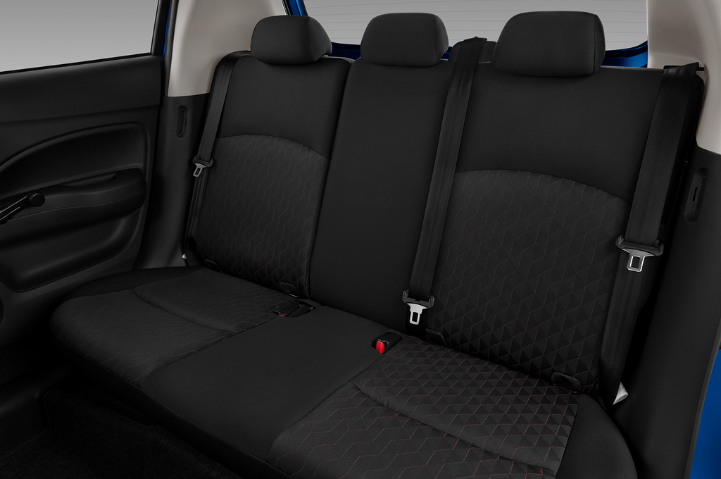 Mitsubishi Space Star (Baujahr 2020) Basis 5 Türen Rücksitze