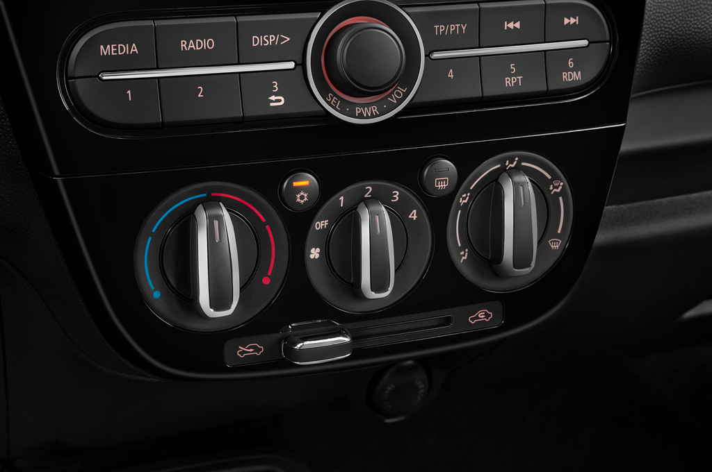 Mitsubishi Space Star (Baujahr 2020) Basis 5 Türen Temperatur und Klimaanlage