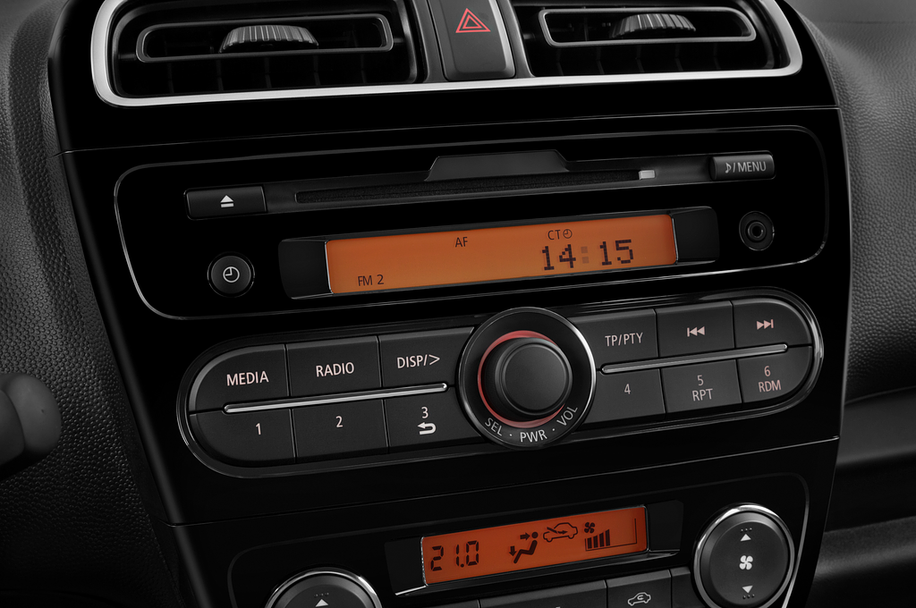 Mitsubishi Space Star (Baujahr 2020) Intro Edition 5 Türen Radio und Infotainmentsystem