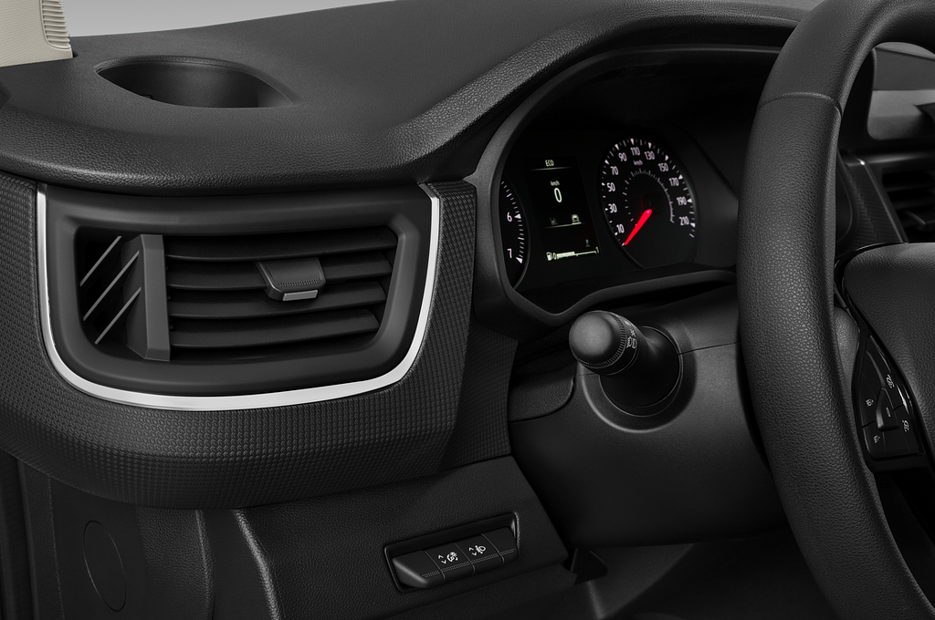 Nissan Primastar (Baujahr 2022) Acenta 4 Türen Lüftung