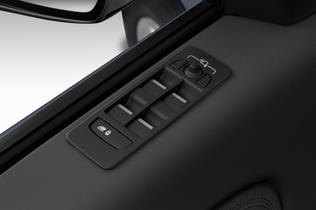 Land Rover Discovery Sport (Baujahr 2022) S 5 Türen Bedienungselemente Tür