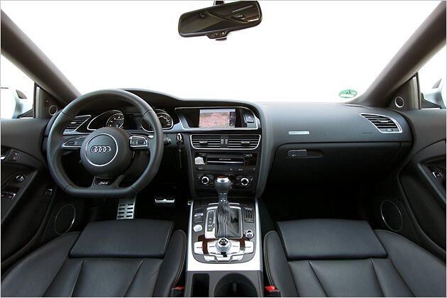 Die Kabine des RS 5 verbindet Sportlichkeit mit Eleganz