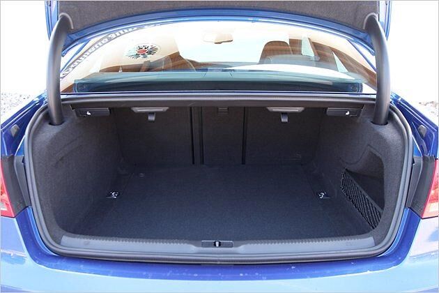 In den Kofferraum passen 455 Liter Gepäck