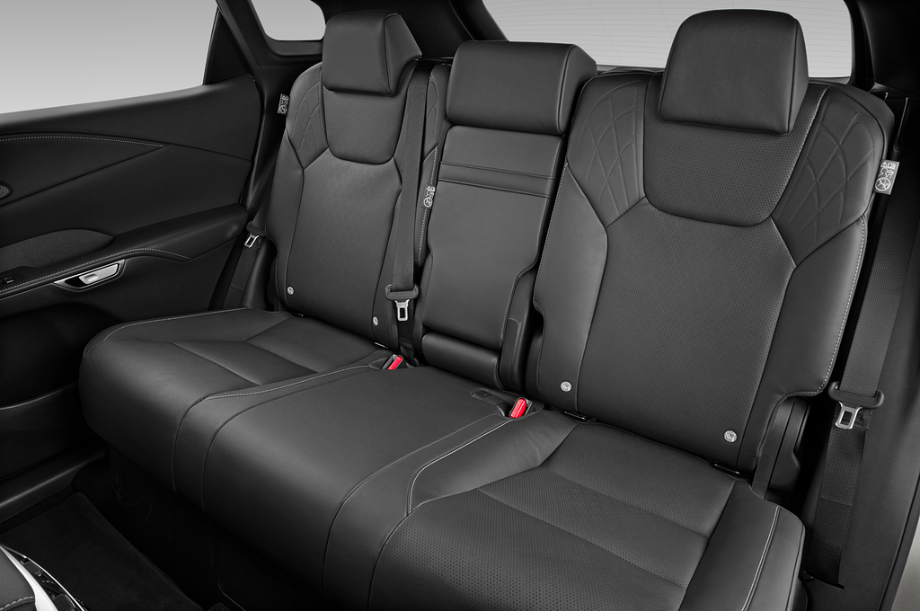 Lexus RX (Baujahr 2023) Executive Line 5 Türen Rücksitze