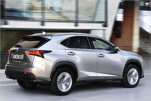 Dem NX wurden einige Kanten ins Blech gepresst