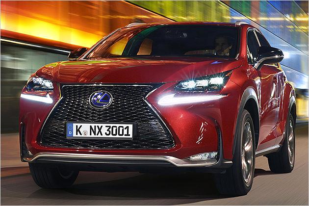 Noch viel mehr Kühlergrill hat die F-Sport-Variante des NX zu bieten
