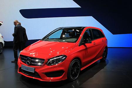 Familienautos auf der Pariser Autoshow - Raum und gleiten