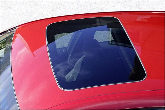Für das Glasdach berechnet BMW 1.250 Euro