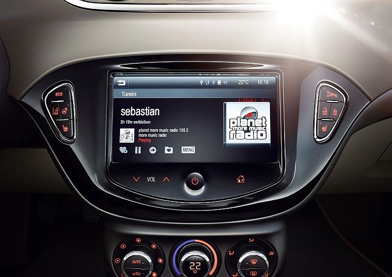 Der Infotainment-Monitor hat sieben Zoll