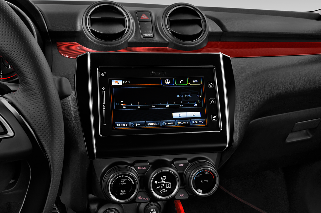 Suzuki Swift Sport (Baujahr 2020) Hybrid 5 Türen Radio und Infotainmentsystem