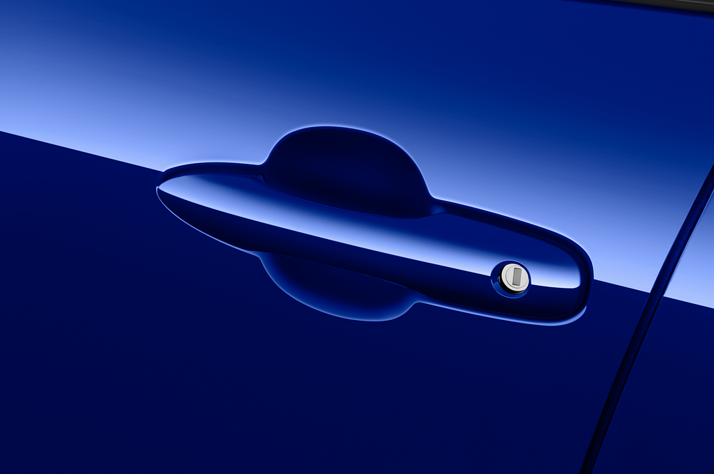 Toyota Corolla Cross (Baujahr 2023) Lounge 5 Türen Türgriff