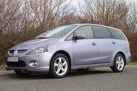 Mitsubishi Grandis: Straff in die Kurve und schnell auf Tempo 100