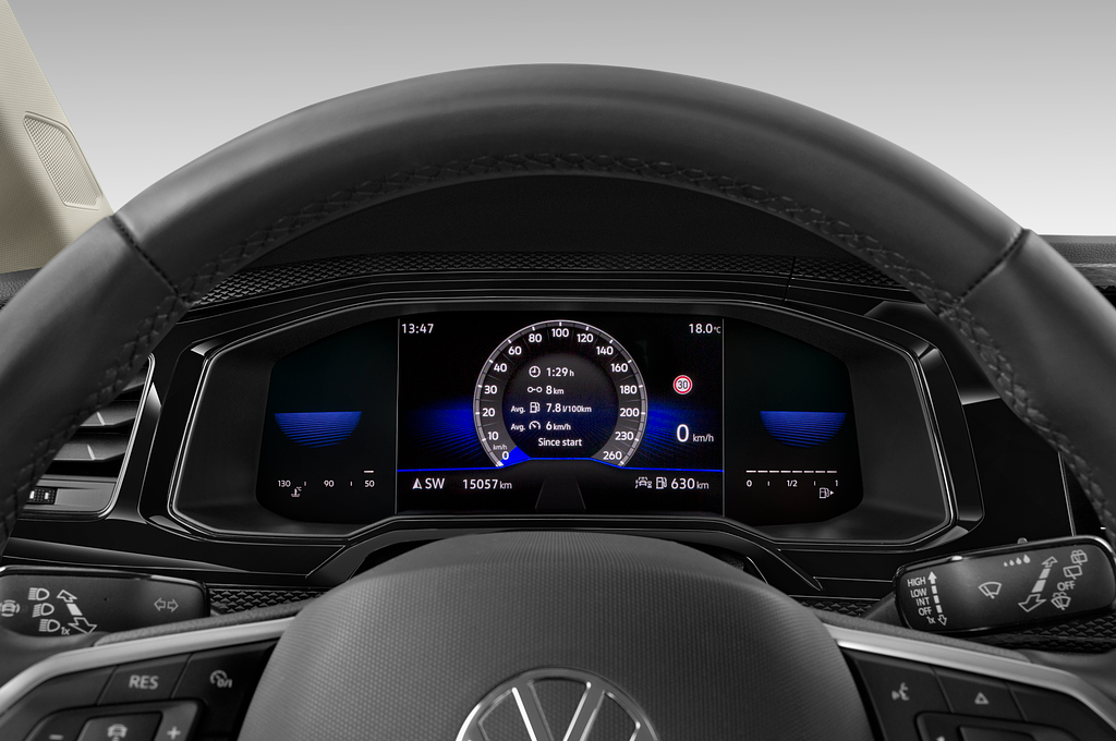Volkswagen Polo (Baujahr 2023) Life 5 Türen Tacho und Fahrerinstrumente