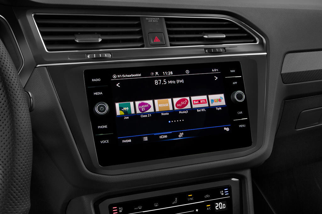 Volkswagen Tiguan Allspace (Baujahr 2022) R-Line 5 Türen Radio und Infotainmentsystem