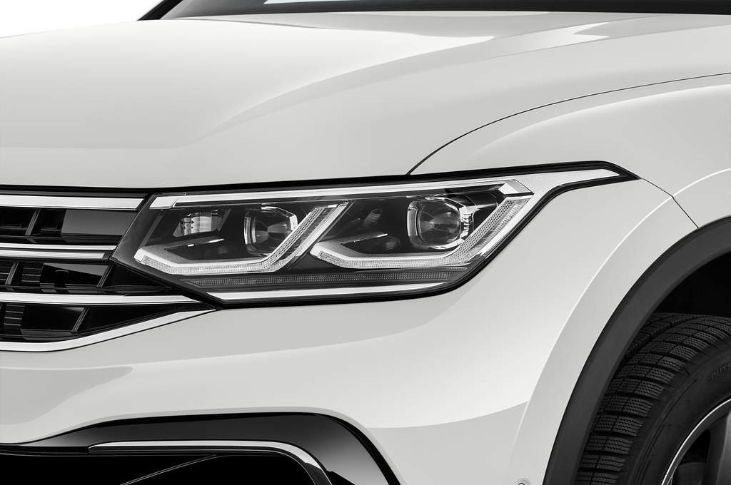 Volkswagen Tiguan Allspace (Baujahr 2022) R-Line 5 Türen Scheinwerfer