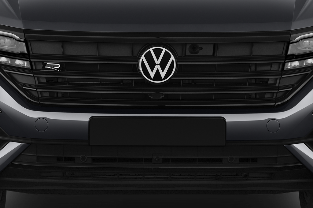 Volkswagen Touareg (Baujahr 2021) R 5 Türen Kühlergrill und Scheinwerfer