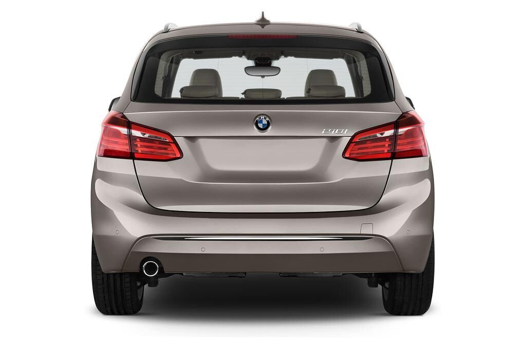 BMW 2 Series (Baujahr 2015) Luxury Line 5 Türen Heckansicht