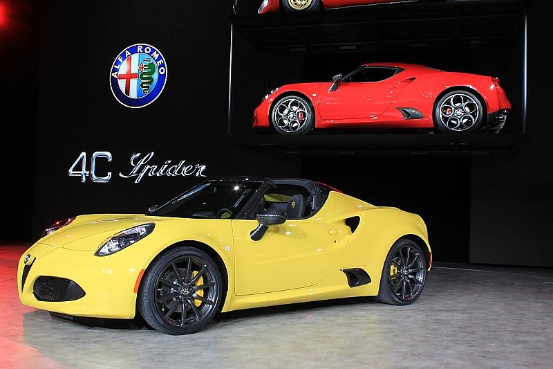 Alfa Romeo 4C Spider - jetzt auch offen