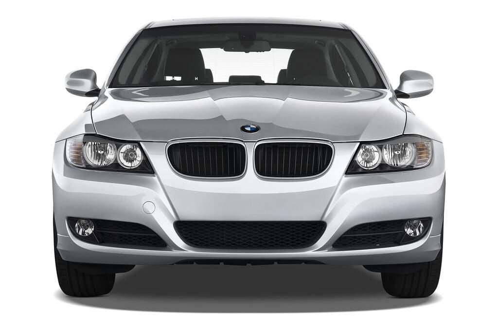BMW 3 Series (Baujahr 2010) 325i 4 Türen Frontansicht
