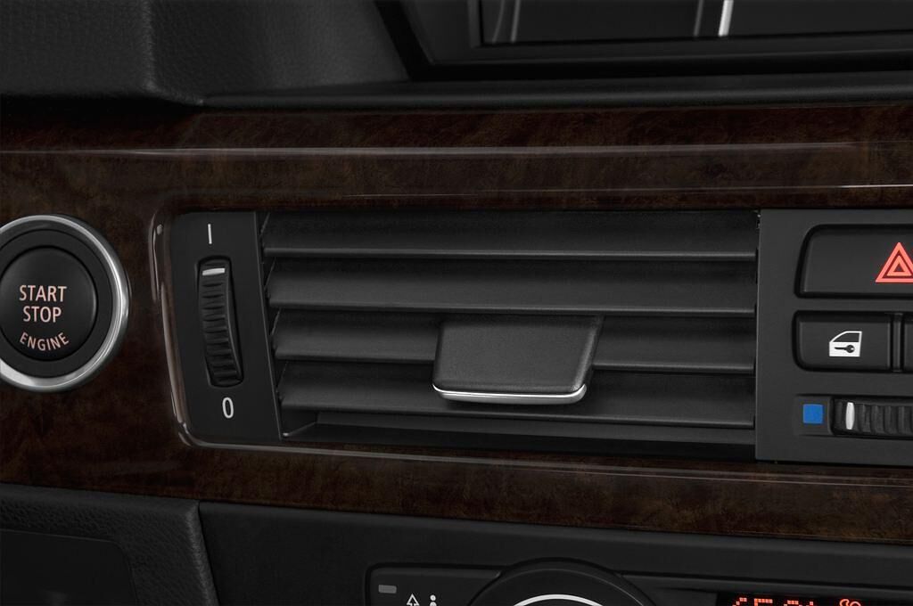 BMW 3 Series (Baujahr 2010) 335i 4 Türen Lüftung