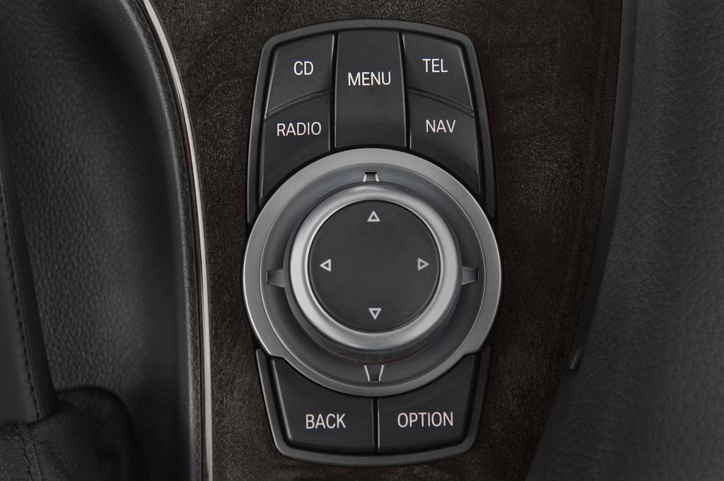 BMW 5 Series (Baujahr 2009) 523i 4 Türen Radio und Infotainmentsystem