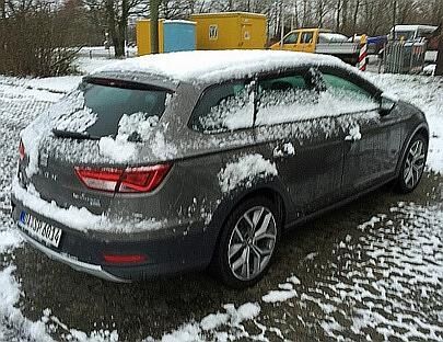 Schnee und Eis ist das ideale Seat Leon X-Perience-Wetter.