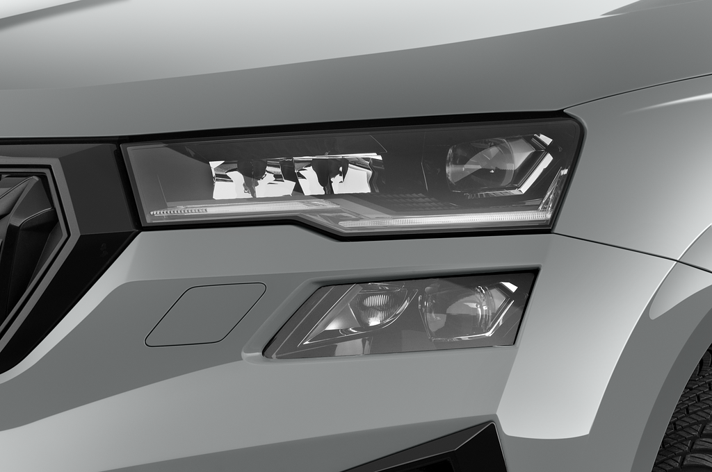 Skoda Karoq (Baujahr 2023) Sportline 5 Türen Scheinwerfer