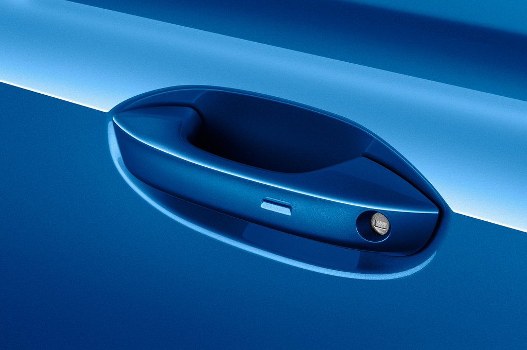 Volkswagen Caddy (Baujahr 2021) California Maxi 5 Türen Türgriff