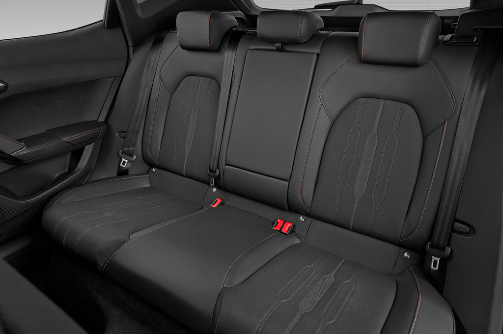 CUPRA Formentor (Baujahr 2023) e-HYBRID Base 5 Türen Rücksitze