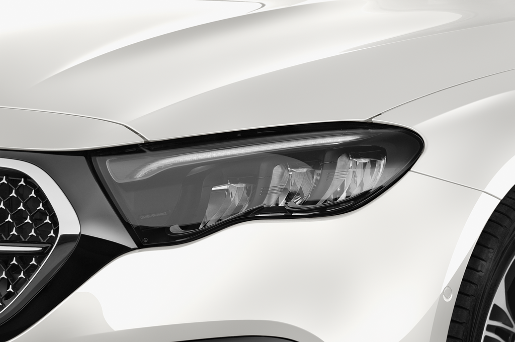 Mercedes E-Class (Baujahr 2024) Exclusive 5 Türen Scheinwerfer