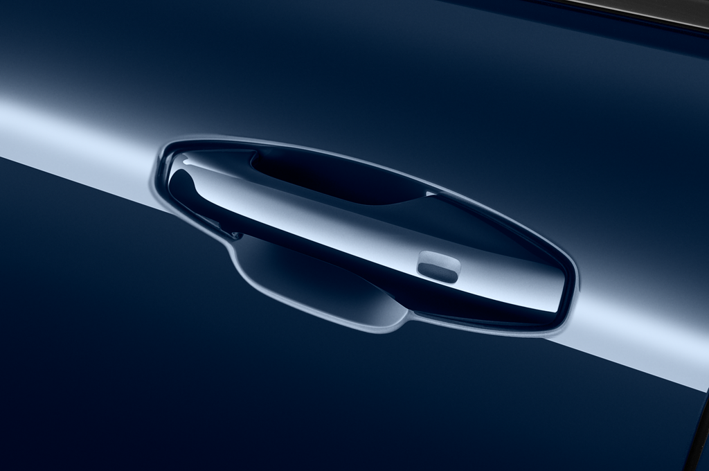 Volvo V60 (Baujahr 2021) R Design 5 Türen Türgriff