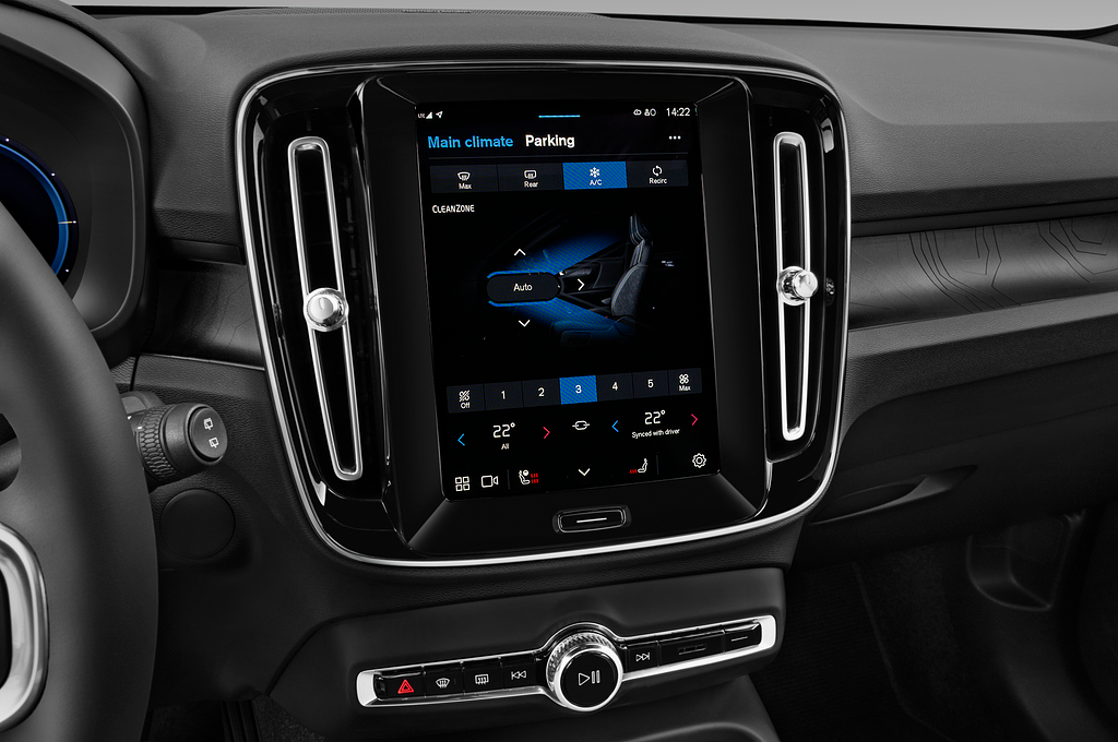 Volvo XC40 Recharge (Baujahr 2022) Ultimate 5 Türen Temperatur und Klimaanlage