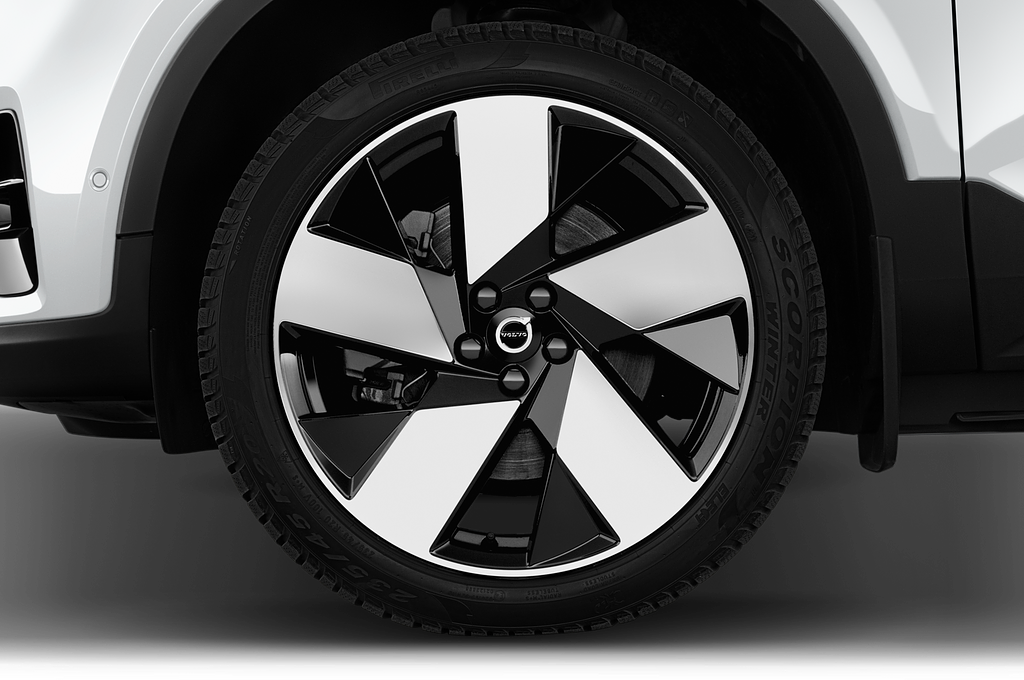 Volvo XC40 Recharge (Baujahr 2023) Ultimate 5 Türen Reifen und Felge