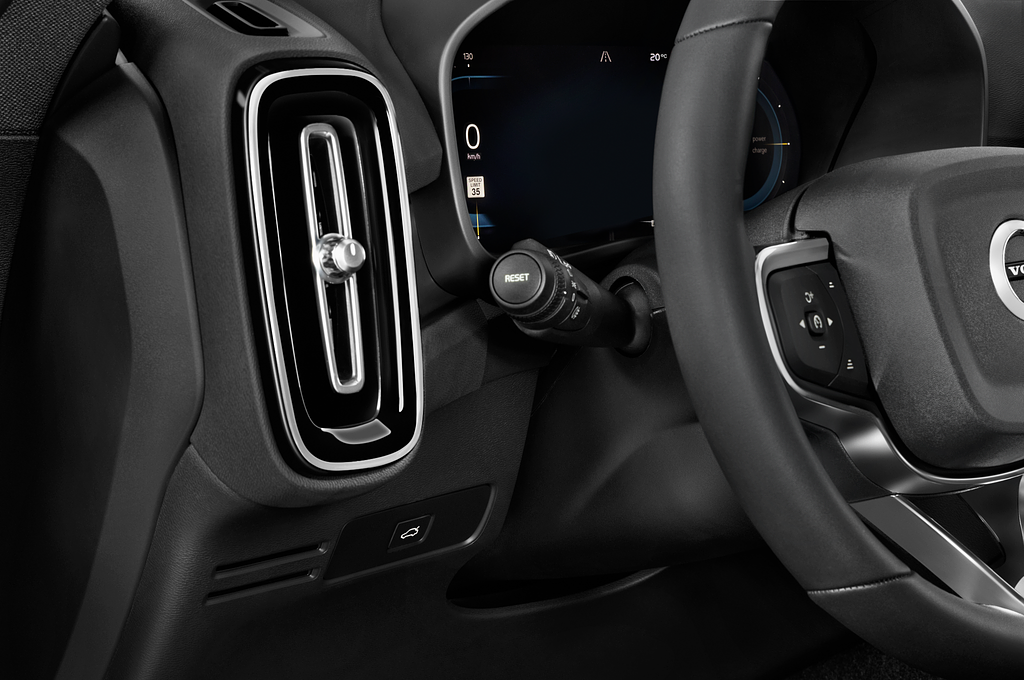 Volvo XC40 Recharge (Baujahr 2023) Ultimate 5 Türen Lüftung