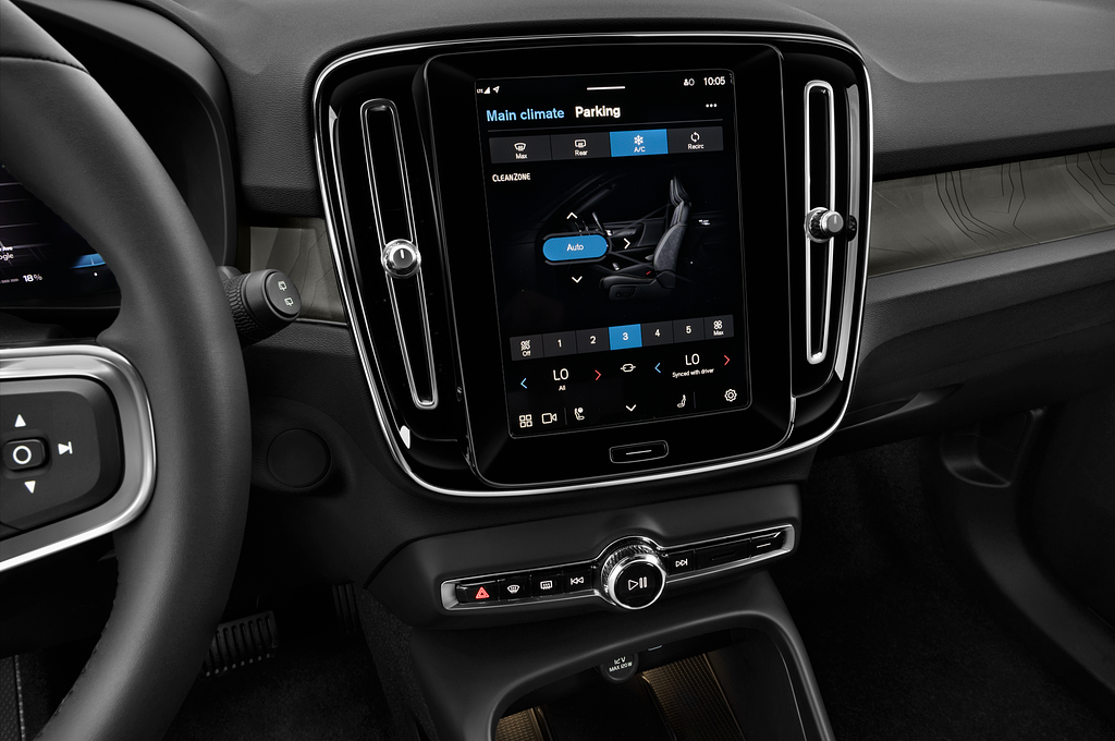 Volvo XC40 Recharge (Baujahr 2023) Ultimate 5 Türen Temperatur und Klimaanlage