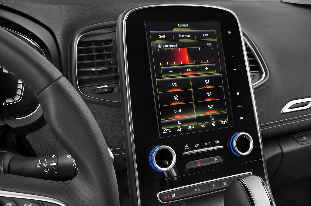 Renault Grand Scenic (Baujahr 2022) Techno 5 Türen Temperatur und Klimaanlage