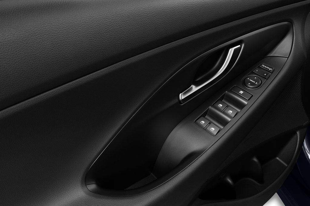 Hyundai i30 Fastback N (Baujahr 2023) N Performance 5 Türen Bedienungselemente Tür