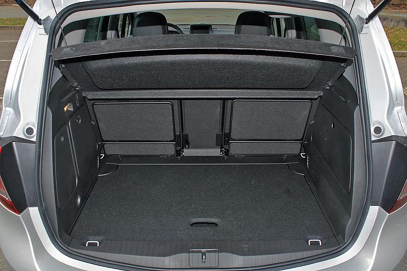 Hier passen bis zu 1.500 Liter Gepäck hinein.