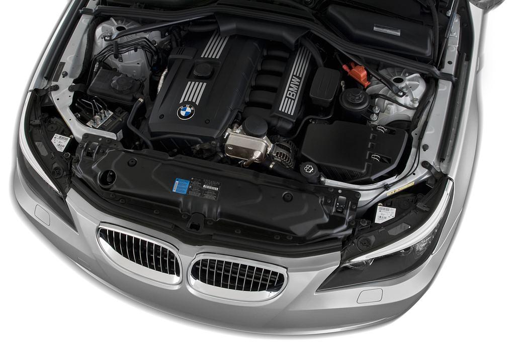 BMW 5 Series (Baujahr 2010) - 4 Türen Motor
