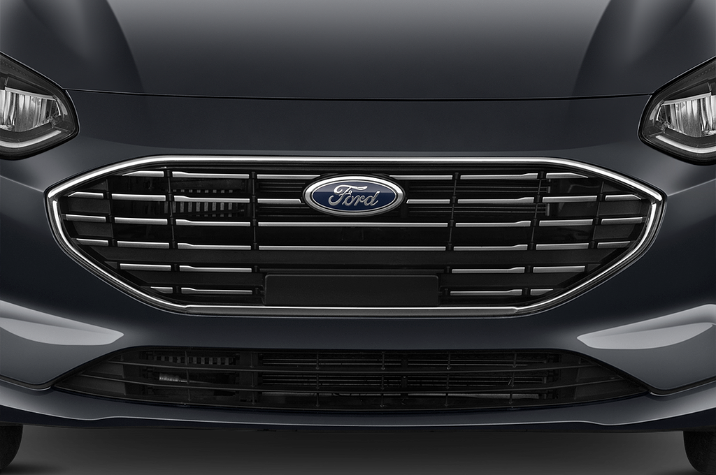 Ford Fiesta (Baujahr 2023) Titanium 5 Türen Kühlergrill und Scheinwerfer
