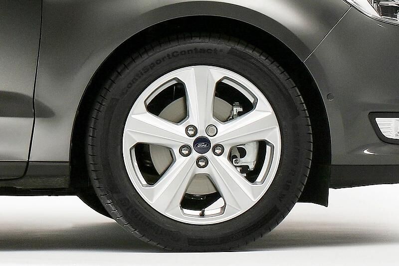 ...und ein super Fahrwerk zeichnen den neuen Ford Galaxy aus.