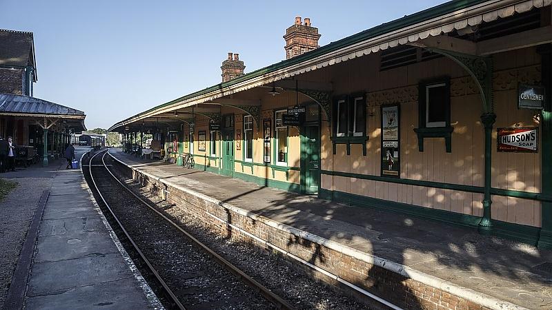 Die Bahnhöfe sind pittoresk