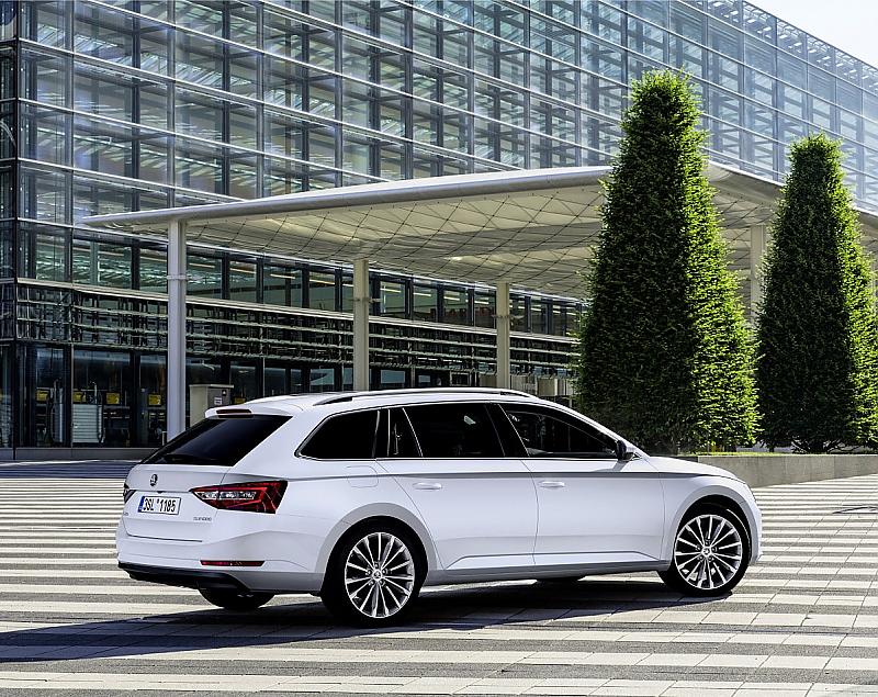 Skoda Superb Combi - bei 25.590 Euro geht es los