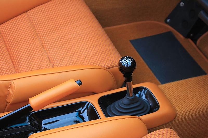 Das Sechsgang-Getriebe stammt vom Porsche 993