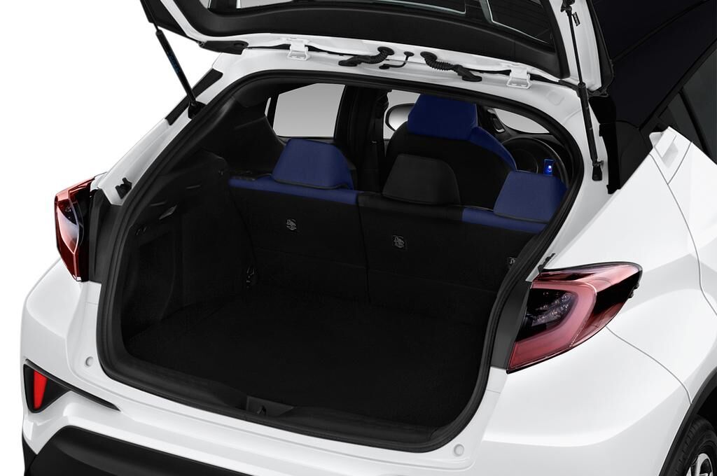 Toyota C-HR (Baujahr 2018) Team Deutschland 5 Türen Kofferraum