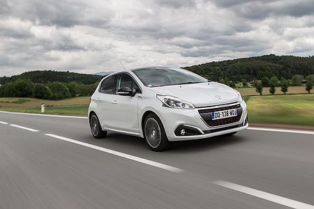 Peugeot 208 1.2 PureTech EAT 6 - Schicker Zwerg Peugeot 208 1.2 PureTech EAT 6 - Schicker Zwerg